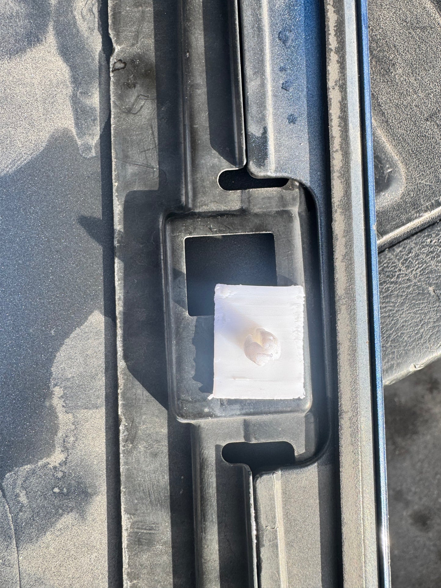 White clips EX-P cladding Honda part number 91505SCVA00